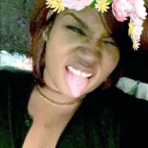 Meet your Posher, Arlene